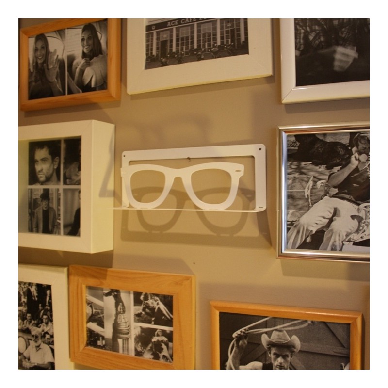 Glasses, envelope holder white Glasses, envelope holder white
