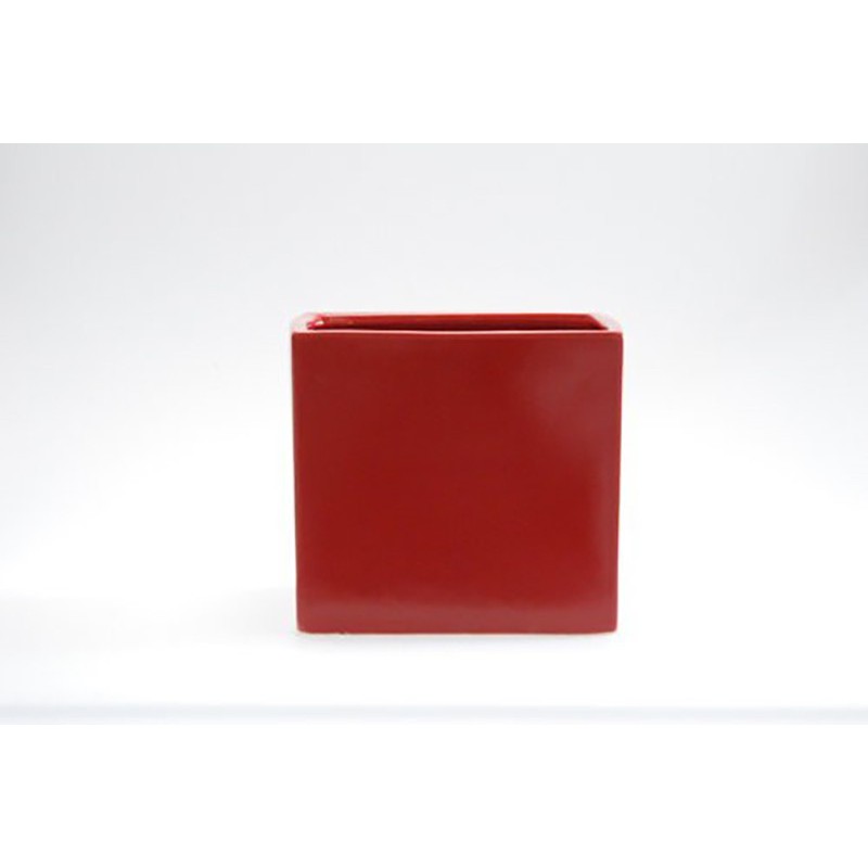D&M Matte red cube vase 14cm