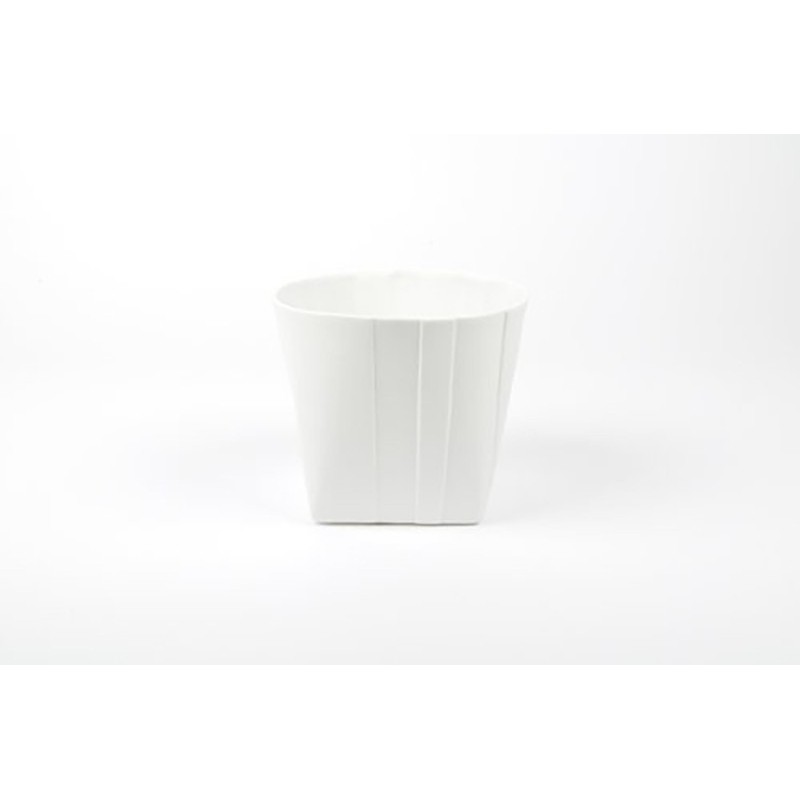 Jarrón D&M plegado en cerámica blanca 14cm Jarrón D&M plegado en cerámica blanca 14cm