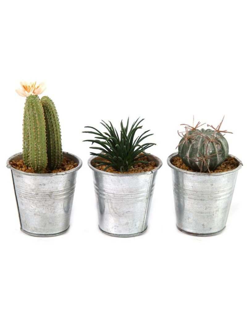 Kaktus-Kunstpflanze im Topf...