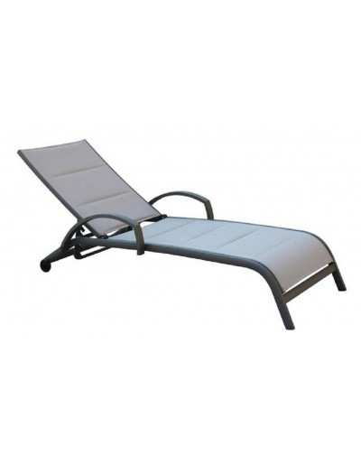 Malaga sunbed with wheels and dove gray armrests
