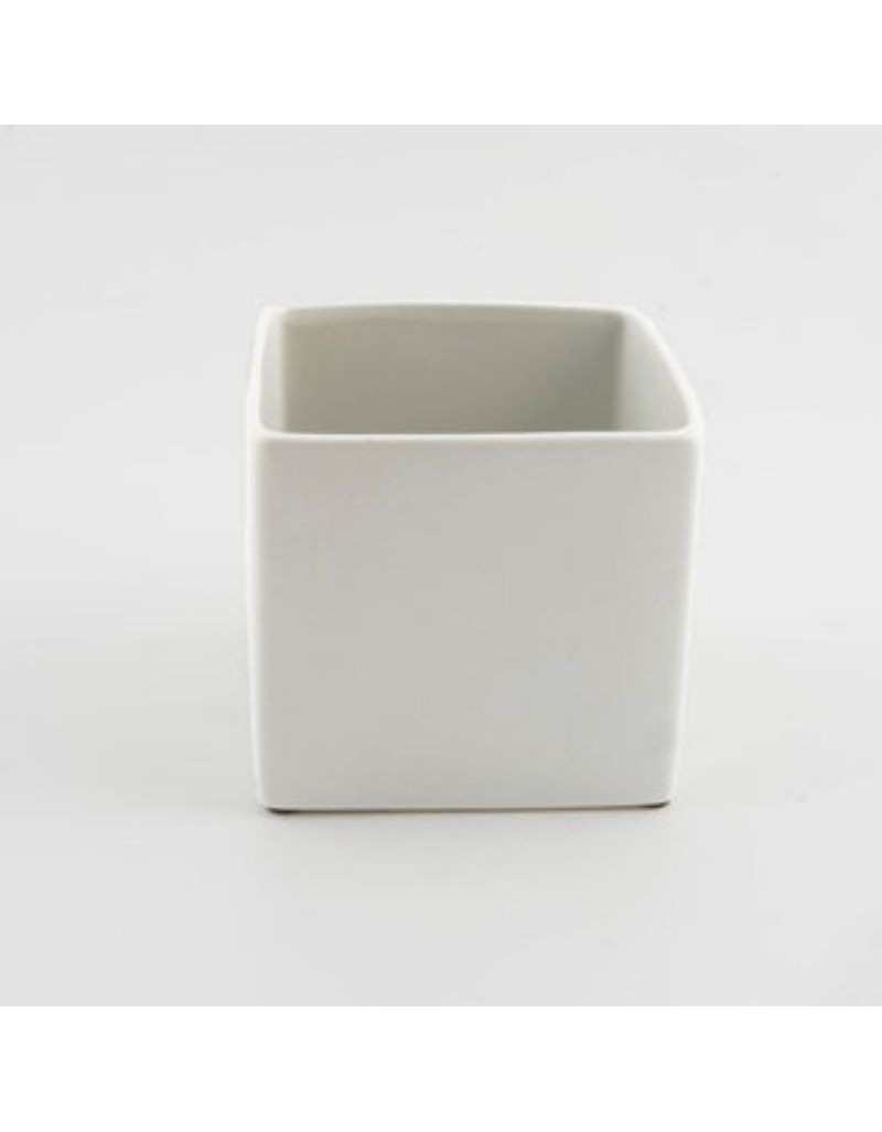 Basic Matt Kubus Planter 7...