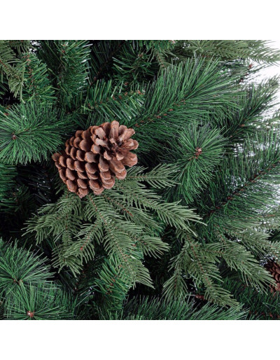 ARVES CHRISTMAS TREE...