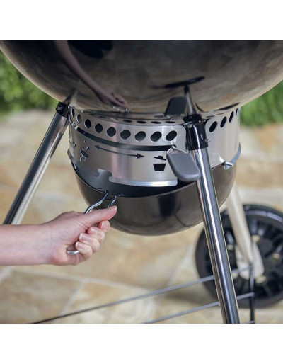 BARBECUE A CARBONE WEBER...